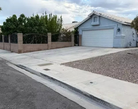 5033 Crystal Breeze Ln, North Las Vegas, NV 89031