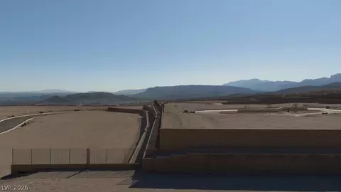 25 Skyfall Point Dr, Las Vegas, NV 89138