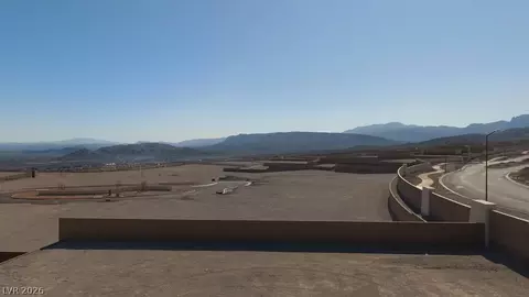 29 Skyfall Point Dr, Las Vegas, NV 89138