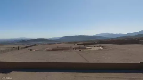 27 Skyfall Point Dr, Las Vegas, NV 89138