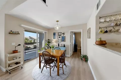 8000 Badura Ave #2023, Las Vegas, NV 89113