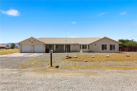 2335 Mount Charleston Dr, Pahrump, NV 89048