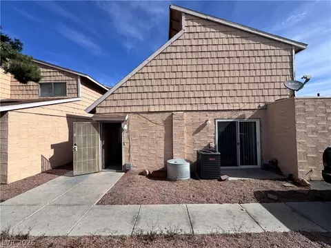 5245 Golden Ln, Las Vegas, NV 89119