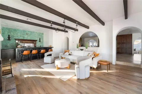 6465 Edna Ave, Las Vegas, NV 89146