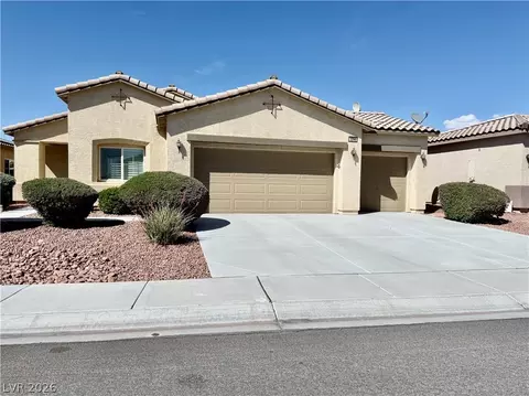 5290 E La Campana Dr, Pahrump, NV 89061