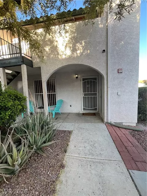 2480 Old Forge Ln #63, Las Vegas, NV 89121