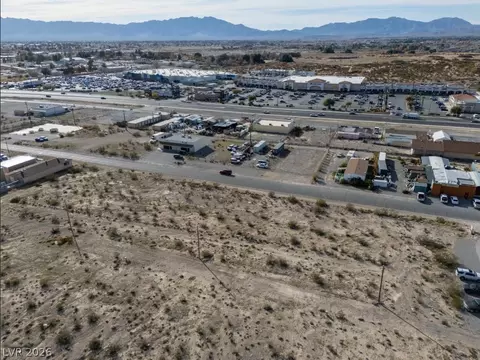 141 Emery St, Pahrump, NV 89048