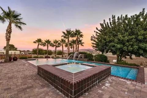 928 Santa Helena Ave, Henderson, NV 89002