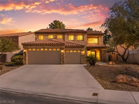 8404 Bay Crest Dr, Las Vegas, NV 89128
