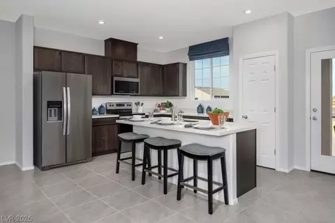 8678 Immaculate Ave, Las Vegas, NV 89148