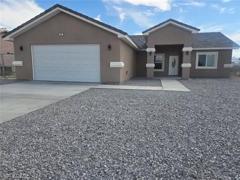 931 Lone Pine Rd, Pahrump, NV 89048