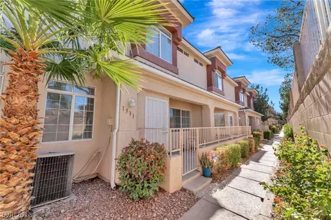 1331 Silver Sierra St, Las Vegas, NV 89128