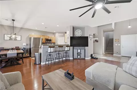 6053 Sea Cliff Cove St, North Las Vegas, NV 89031