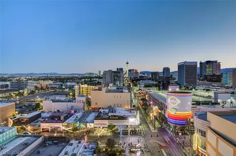150 Las Vegas Blvd #1507, Las Vegas, NV 89101