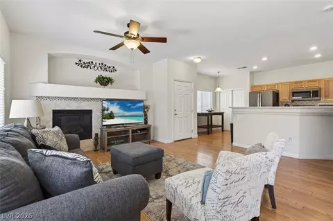 8737 Tom Noon Ave #102, Las Vegas, NV 89178