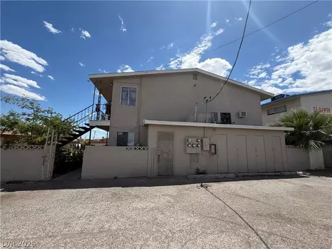5032 Pebble Beach Blvd, Las Vegas, NV 89108
