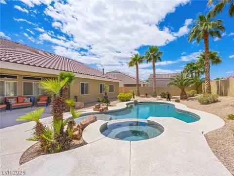 6524 Colossal Cave Ave, Las Vegas, NV 89131