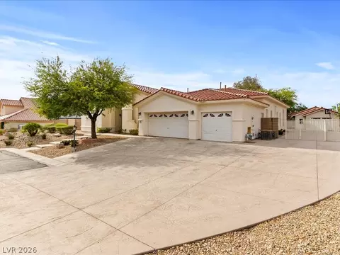 6880 Royal Heritage Ct, Las Vegas, NV 89110