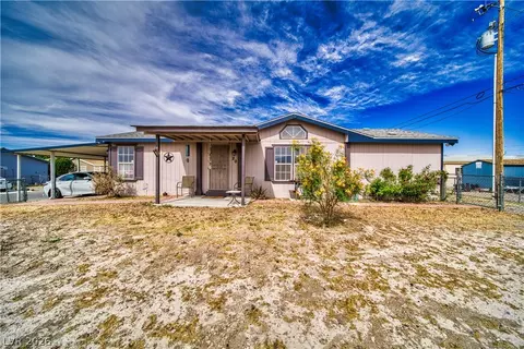 20 Old Mine Rd, Pahrump, NV 89048