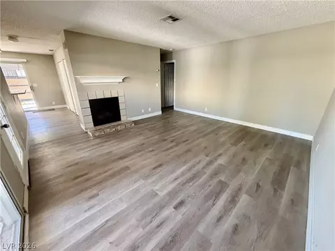 213 N Lamb Blvd #E, Las Vegas, NV 89110