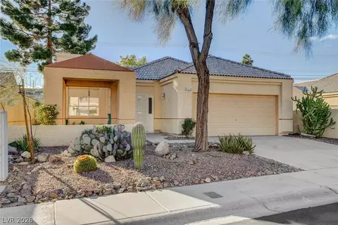 353 Mill Hollow Rd, Las Vegas, NV 89107