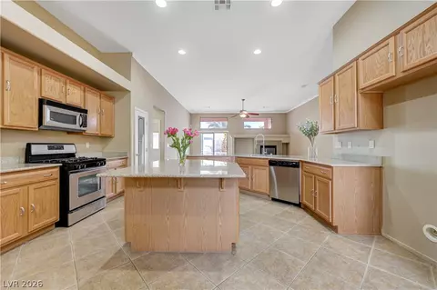 916 Kevin Baker Ave, North Las Vegas, NV 89086