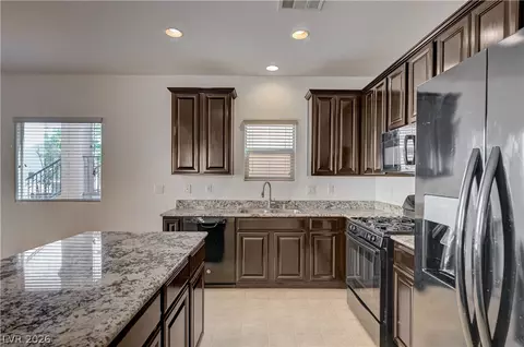 7760 Petite Pillar Ct, Las Vegas, NV 89149