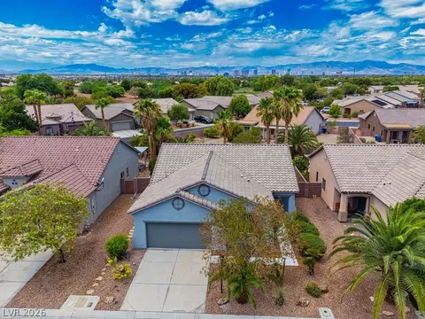 3591 Driving Range St, Las Vegas, NV 89122