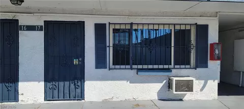 4600 Paradise Rd #17, Las Vegas, NV 89169