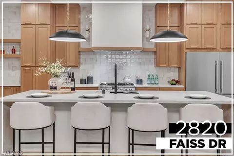 2820 Faiss Dr, Las Vegas, NV 89134
