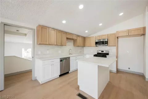 3442 Gulf Shores Dr, Las Vegas, NV 89122