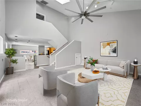 2007 Pin Oak Ave, Las Vegas, NV 89101