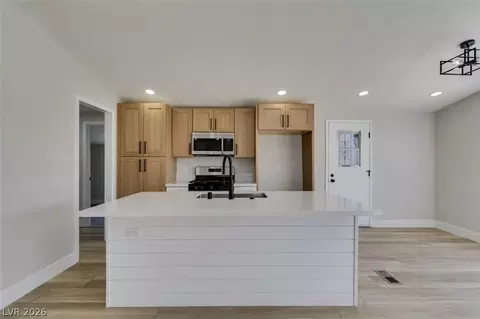 2268 Lee St, Las Vegas, NV 89156
