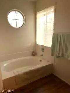 Bath - 2194 Camel Mesa Dr, Laughlin, NV 89029 photo 5 of 7
