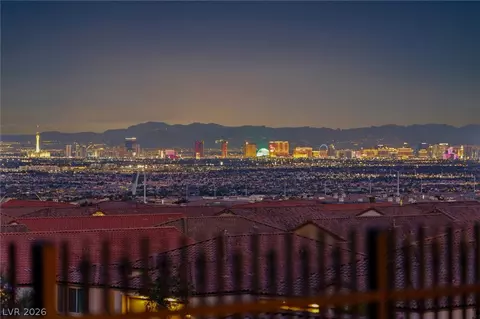 6502 Corsari Ridge St, Las Vegas, NV 89166