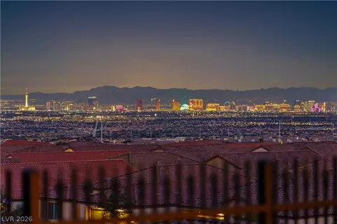 6502 Corsari Ridge St, Las Vegas, NV 89166