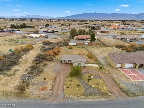 481 E Arapahoe St, Pahrump, NV 89048