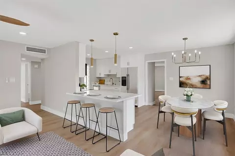 6304 Parsifal Pl, Las Vegas, NV 89107