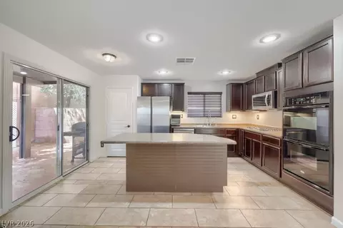 9941 El Corriente St, Las Vegas, NV 89178