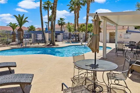 2725 S Nellis Blvd #2137, Las Vegas, NV 89121