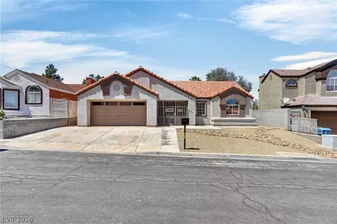 7256 Wayfarer Dr, Las Vegas, NV 89156