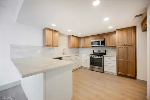 3543 Haverhill St, Las Vegas, NV 89121