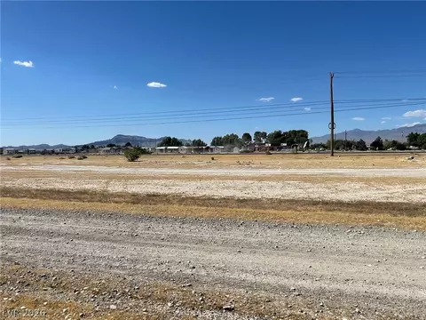 220 E Alabama St, Pahrump, NV 89048
