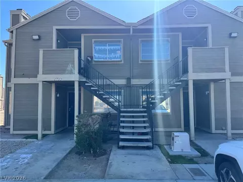 2732 Alicialynn Way, Las Vegas, NV 89121