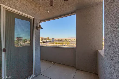 38 E Serene Ave #318, Las Vegas, NV 89123