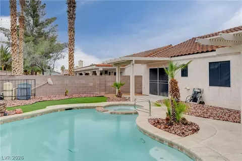 2707 Sandalwood Ave, Henderson, NV 89074