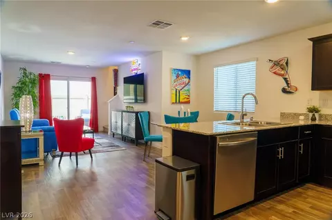 2708 Tahiti Grape Way #4, Las Vegas, NV 89183