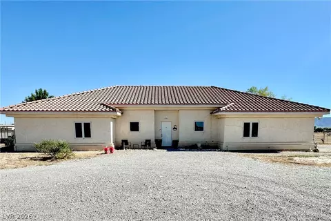 1861 E Deerskin St, Pahrump, NV 89048