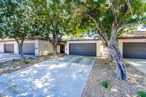 3460 Pino Cir, Las Vegas, NV 89121