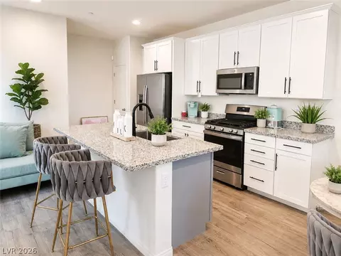 4526 Cloudrest Peak St, North Las Vegas, NV 89031